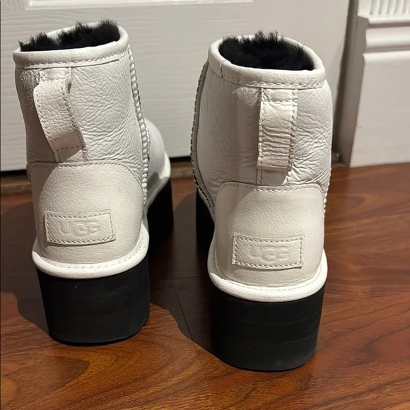 UGG Classic White Leather Platform Minis - Picture 3 of 6